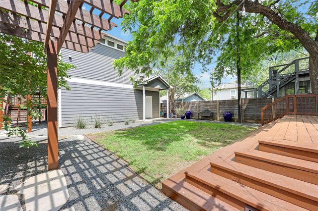 904 Willow ST, Austin, TX 78702