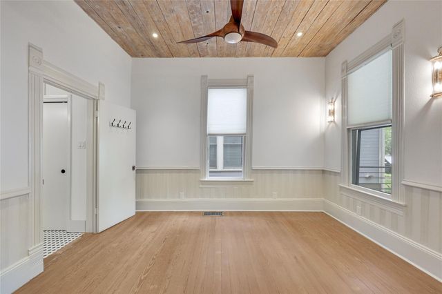 904 Willow ST, Austin, TX 78702