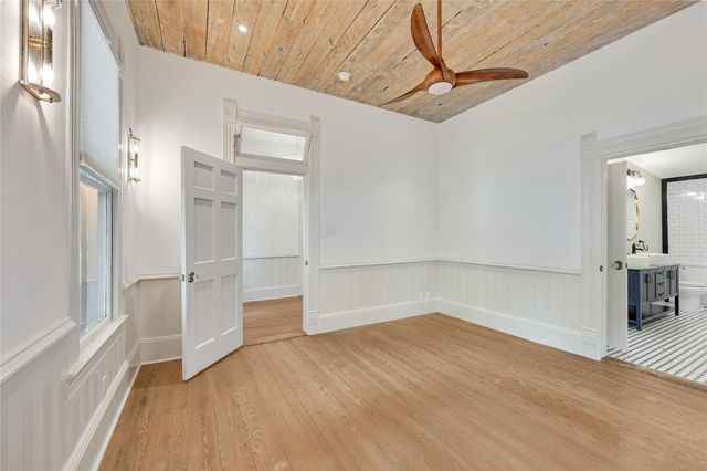 904 Willow ST, Austin, TX 78702