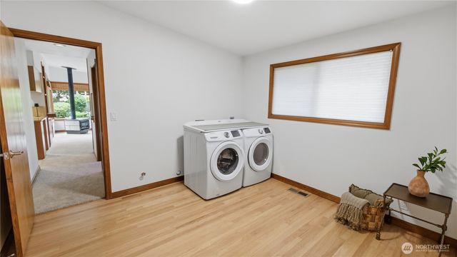 8520 Maple Lane, Edmonds, WA 98026