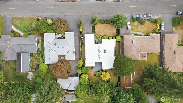 8520 Maple Lane, Edmonds, WA 98026
