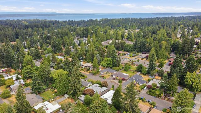 8520 Maple Lane, Edmonds, WA 98026
