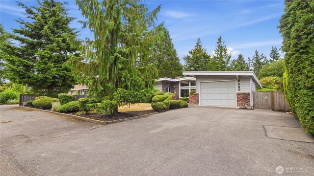 8520 Maple Lane, Edmonds, WA 98026