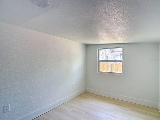 9219 N 13TH STREET, Tampa, FL 33612