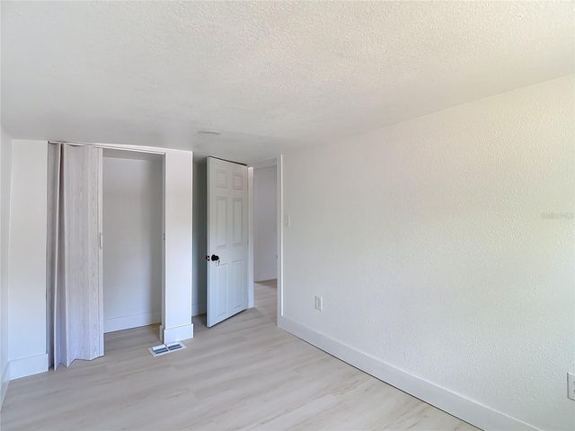 9219 N 13TH STREET, Tampa, FL 33612