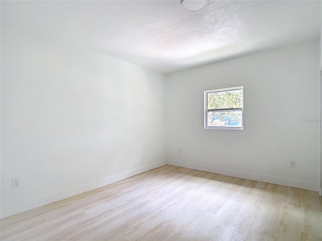 Image 14 of property listing at 9219 N 13TH STREET, Tampa, FL 33612