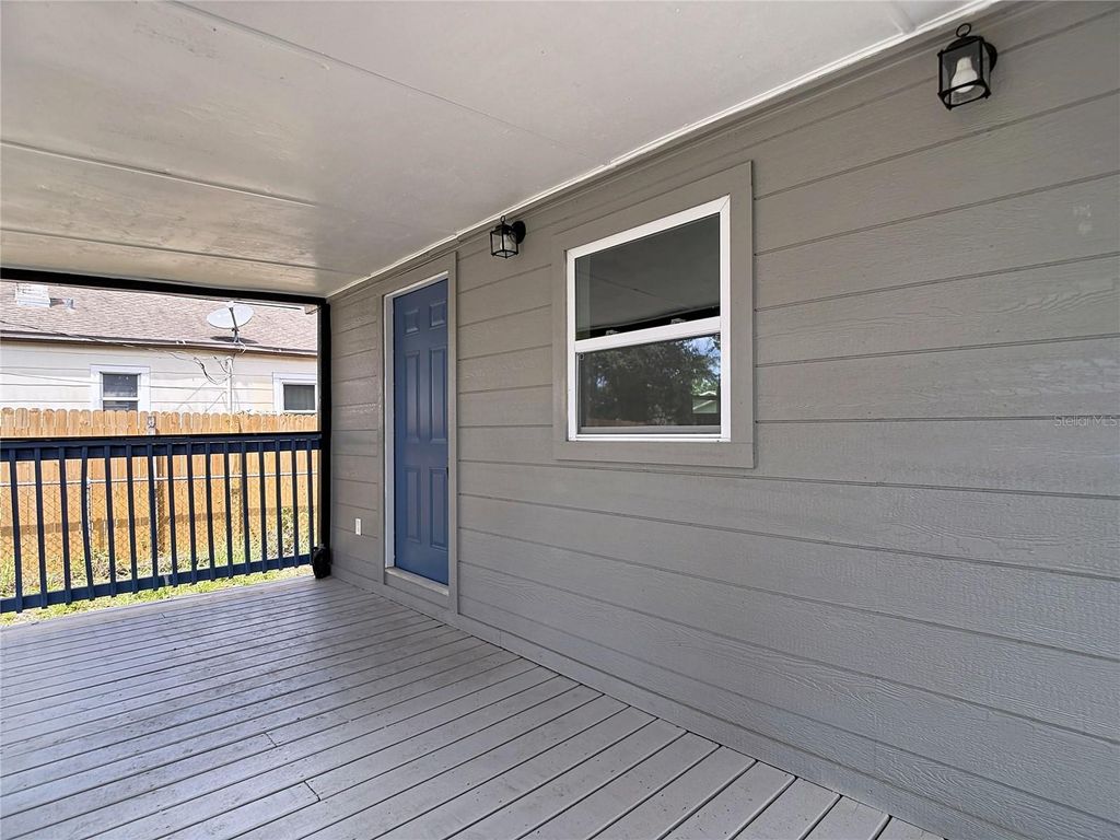 Image 3 of property listing at 9219 N 13TH STREET, Tampa, FL 33612