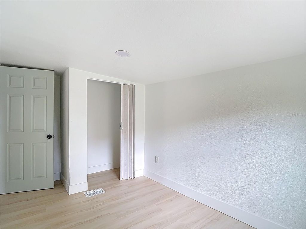 Image 21 of property listing at 9219 N 13TH STREET, Tampa, FL 33612