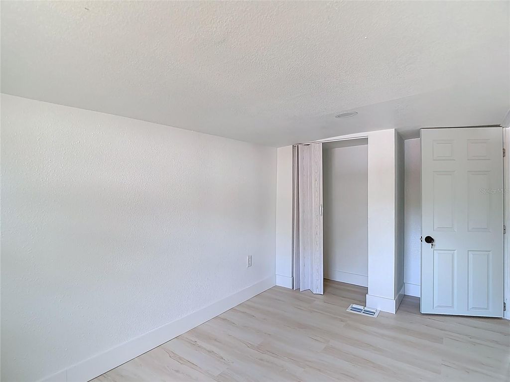 Image 28 of property listing at 9219 N 13TH STREET, Tampa, FL 33612