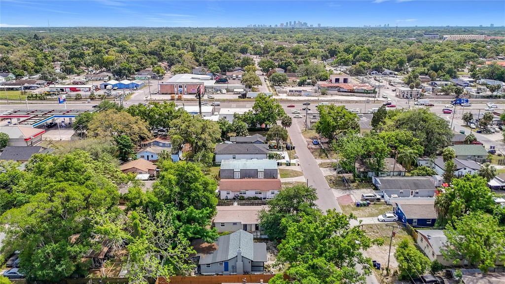 Image 32 of property listing at 9219 N 13TH STREET, Tampa, FL 33612
