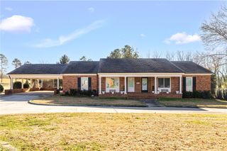 4 Chesterfield Court, Greensboro, NC 27410