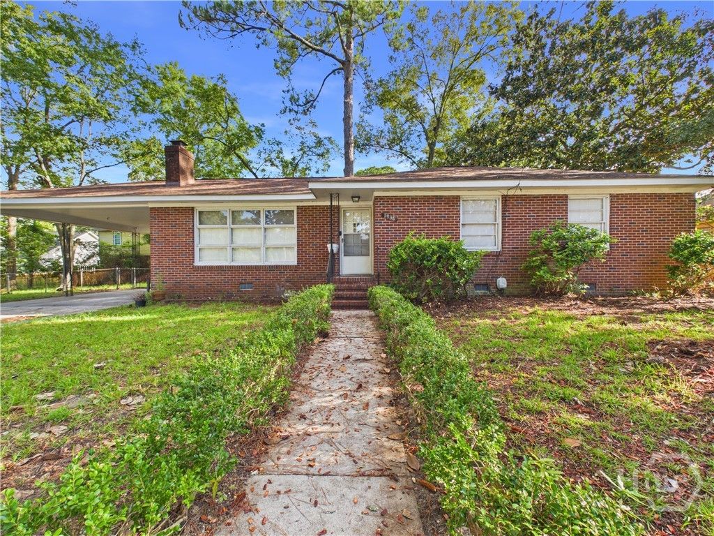 Image 1 of property listing at 1938 Mitchell Street, Savannah, GA 31405