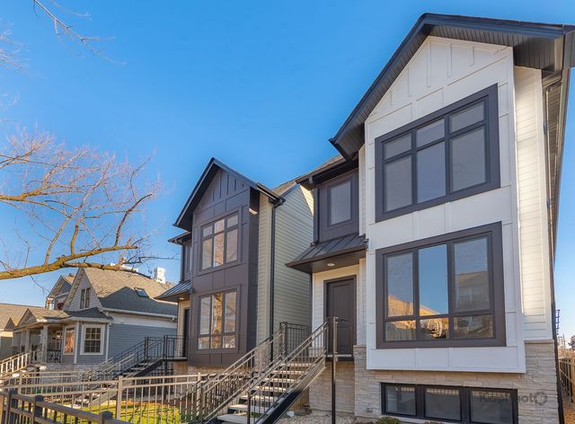 4015 N Albany Avenue, Chicago, IL 60618