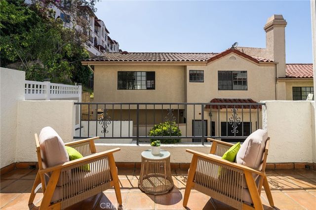 2010 Mathews Avenue C, Redondo Beach, CA 90278