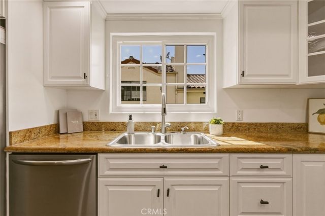 2010 Mathews Avenue C, Redondo Beach, CA 90278
