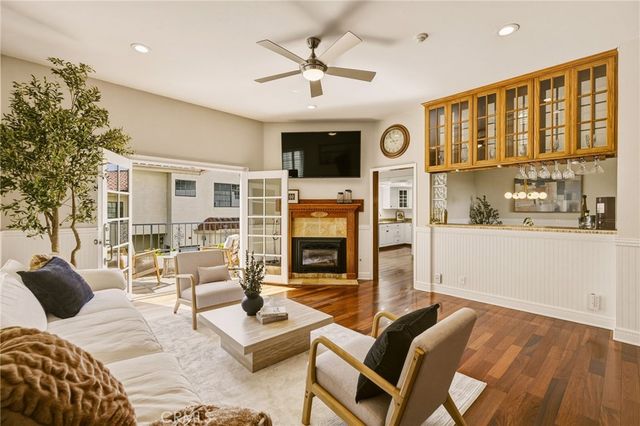 2010 Mathews Avenue C, Redondo Beach, CA 90278