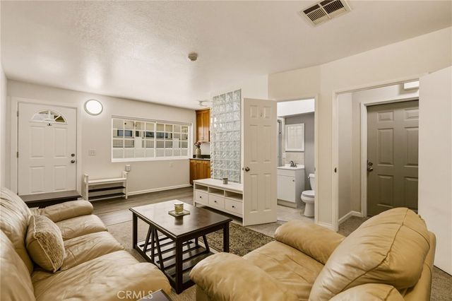 2010 Mathews Avenue C, Redondo Beach, CA 90278