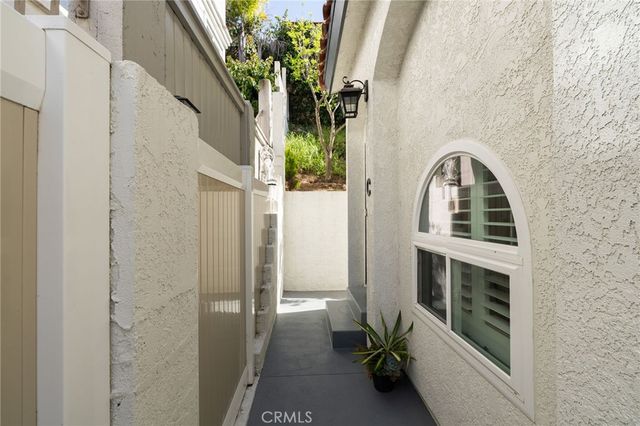 2010 Mathews Avenue C, Redondo Beach, CA 90278
