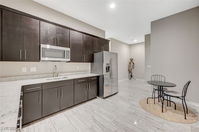 2821 Athena Hill Court, Henderson, NV 89052