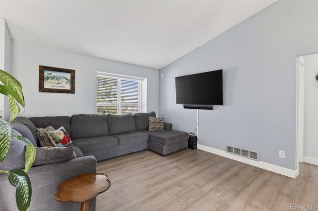 5915 S Nepal Street, Centennial, CO 80015