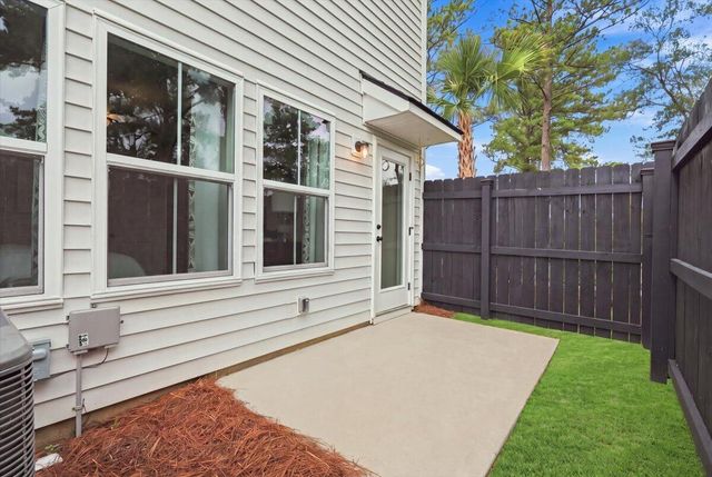 4633 Forest Hills Drive 904, North Charleston, SC 29418