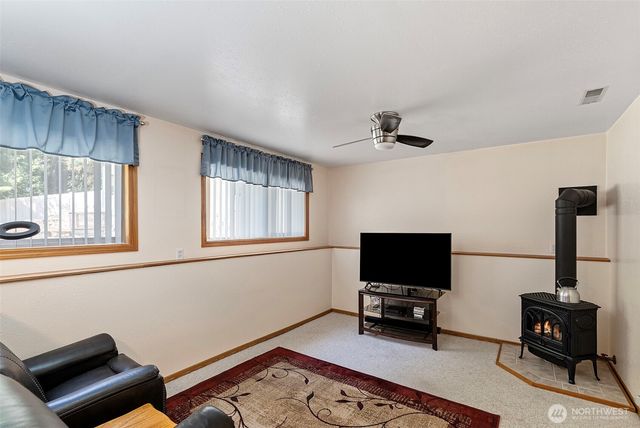 7185 Old Military Road NE, Bremerton, WA 98311