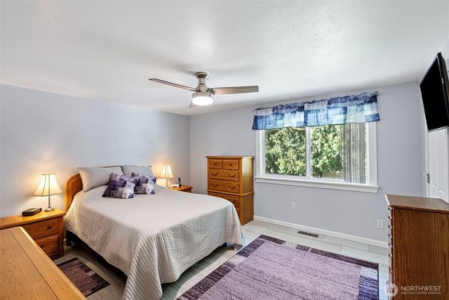 7185 Old Military Road NE, Bremerton, WA 98311