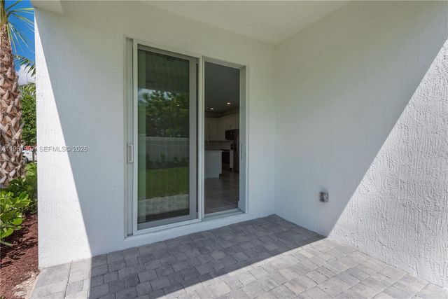 542 Parsons Way 0, Deerfield Beach, FL 33442