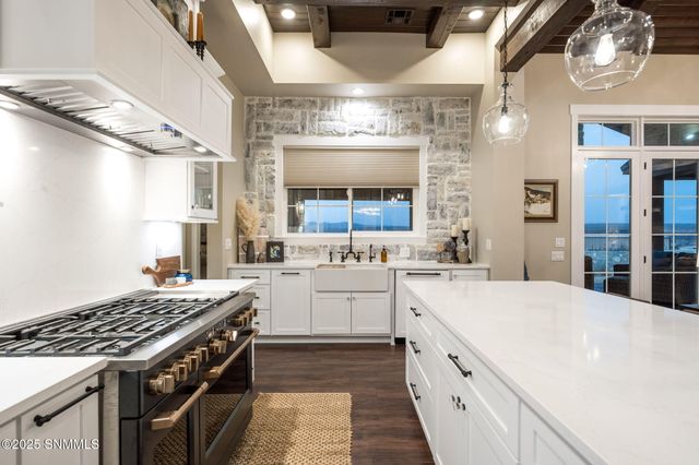 46 Springfield Court, Las Cruces, NM 88007