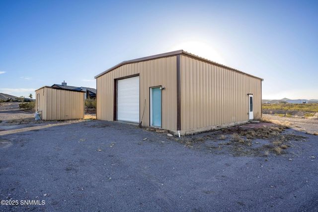 46 Springfield Court, Las Cruces, NM 88007