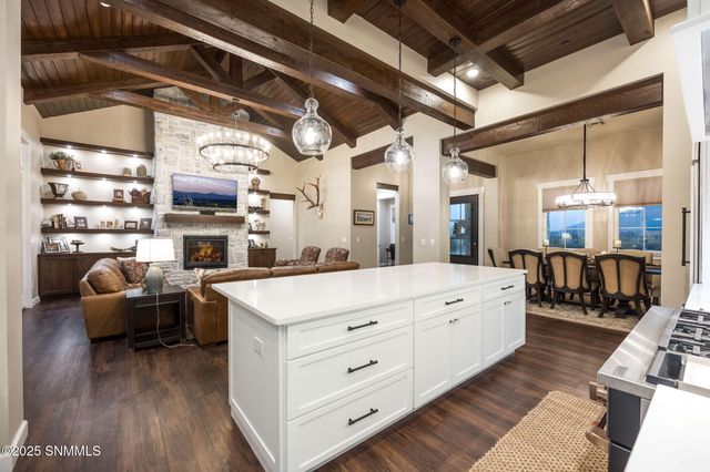 46 Springfield Court, Las Cruces, NM 88007