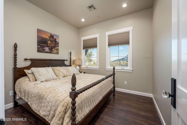 46 Springfield Court, Las Cruces, NM 88007