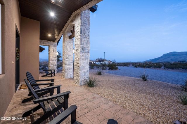 46 Springfield Court, Las Cruces, NM 88007