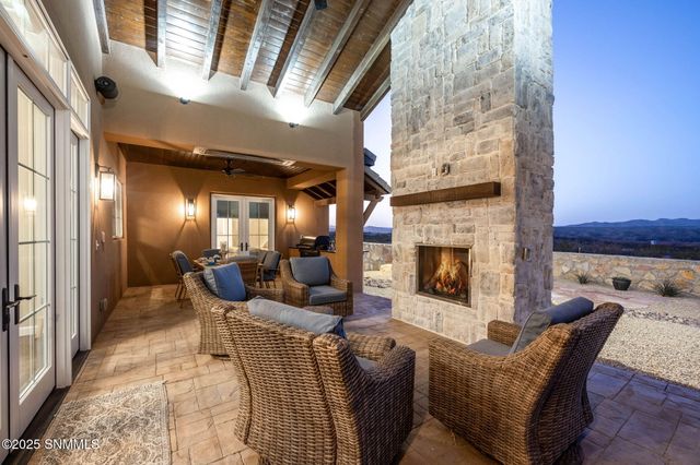 46 Springfield Court, Las Cruces, NM 88007