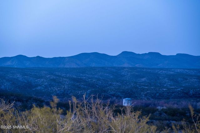 46 Springfield Court, Las Cruces, NM 88007