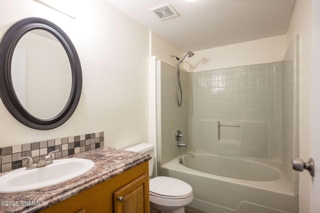 46 Springfield Court, Las Cruces, NM 88007