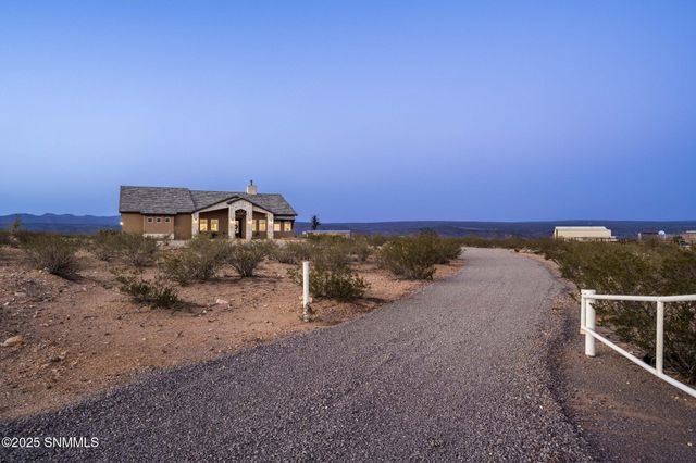 46 Springfield Court, Las Cruces, NM 88007