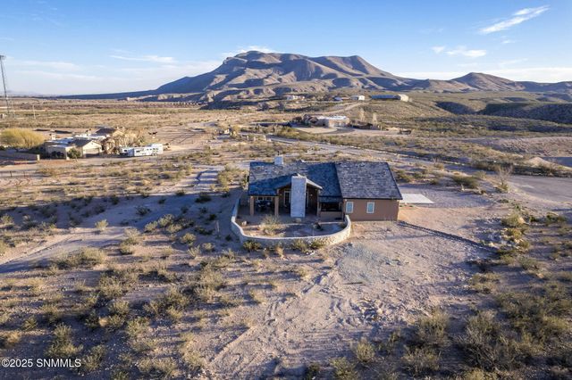 46 Springfield Court, Las Cruces, NM 88007