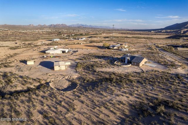 46 Springfield Court, Las Cruces, NM 88007