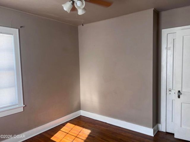 1144 S Main Street, Carthage, MO 64836