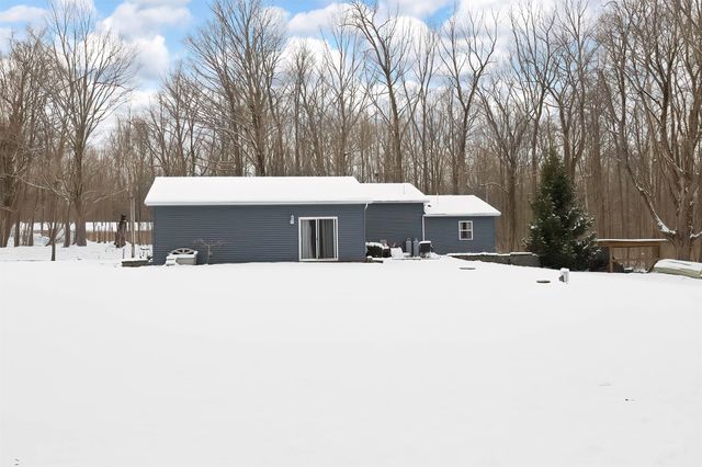 11466 SPRINGFIELD Road, Girard, PA 16417