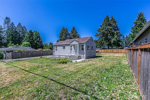 1516 S 272nd, Des Moines, WA 98198