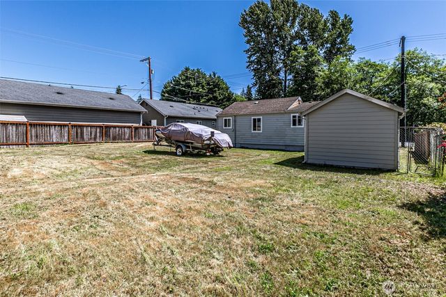1516 S 272nd, Des Moines, WA 98198