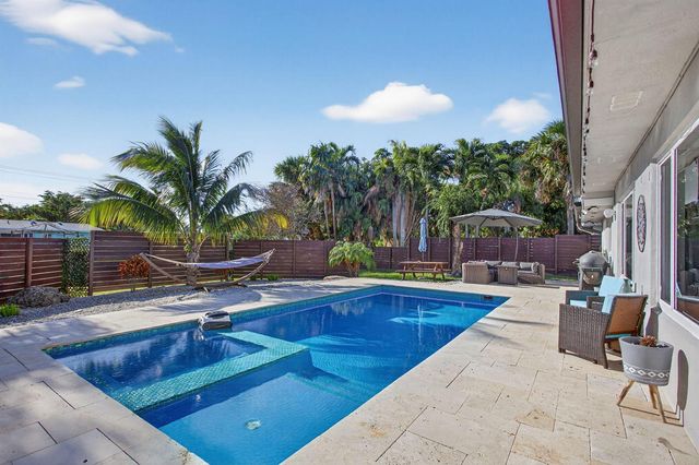 1530 W River Drive, Margate, FL 33063
