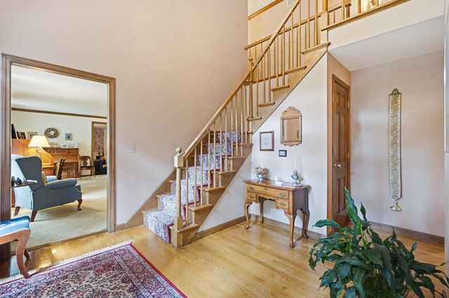 167 Llewellyn Drive, Westfield, MA 01085
