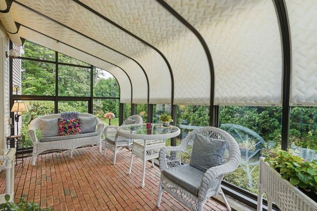 167 Llewellyn Drive, Westfield, MA 01085