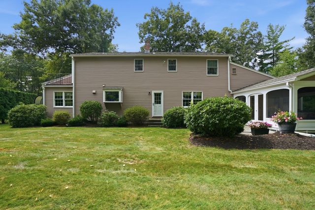 167 Llewellyn Drive, Westfield, MA 01085