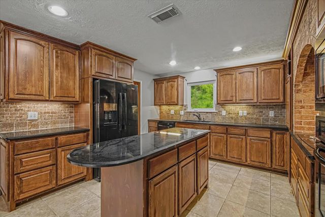 4473 Fm 2518 Road, Cleveland, TX 77327