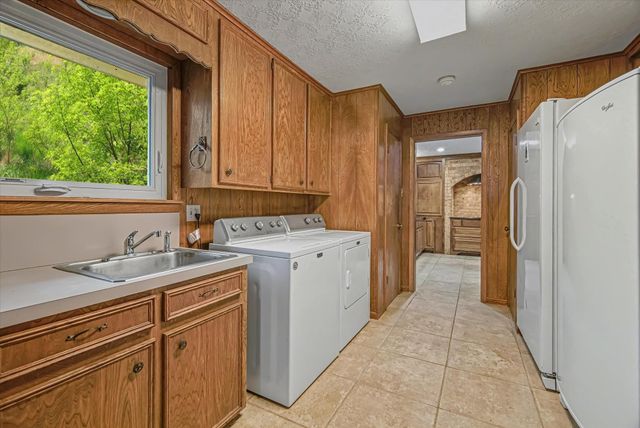 4473 Fm 2518 Road, Cleveland, TX 77327