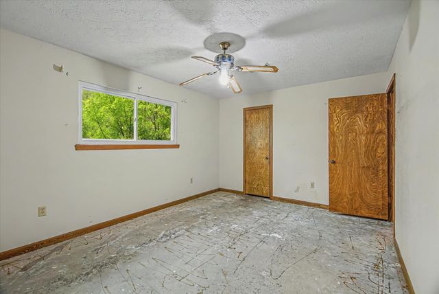 4473 Fm 2518 Road, Cleveland, TX 77327